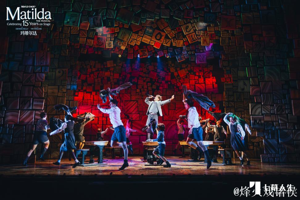 上海大剧院开启“迎新季” 近百场演出共迎佳节 上海大剧院开启“迎新季” 近百场演出共迎佳节